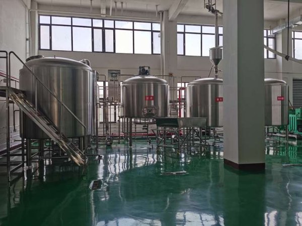 优配良品 年产6000吨啤酒厂，精酿啤酒设备提升品质与效率的关键所在